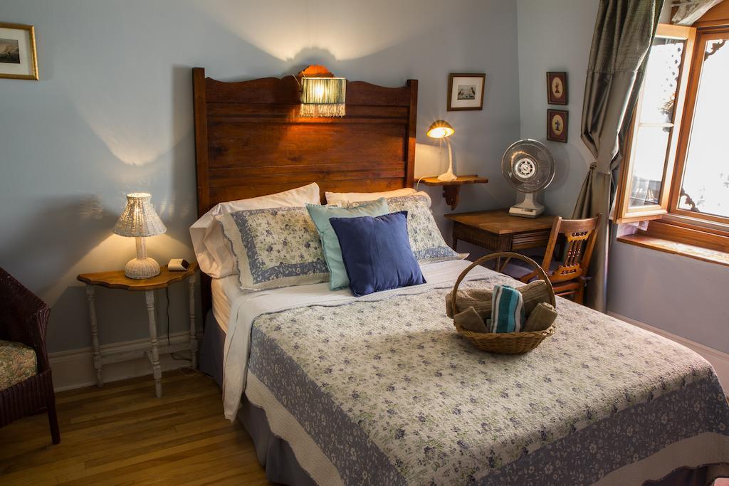 Gite Au Croissant De Lune Quebec City Room photo